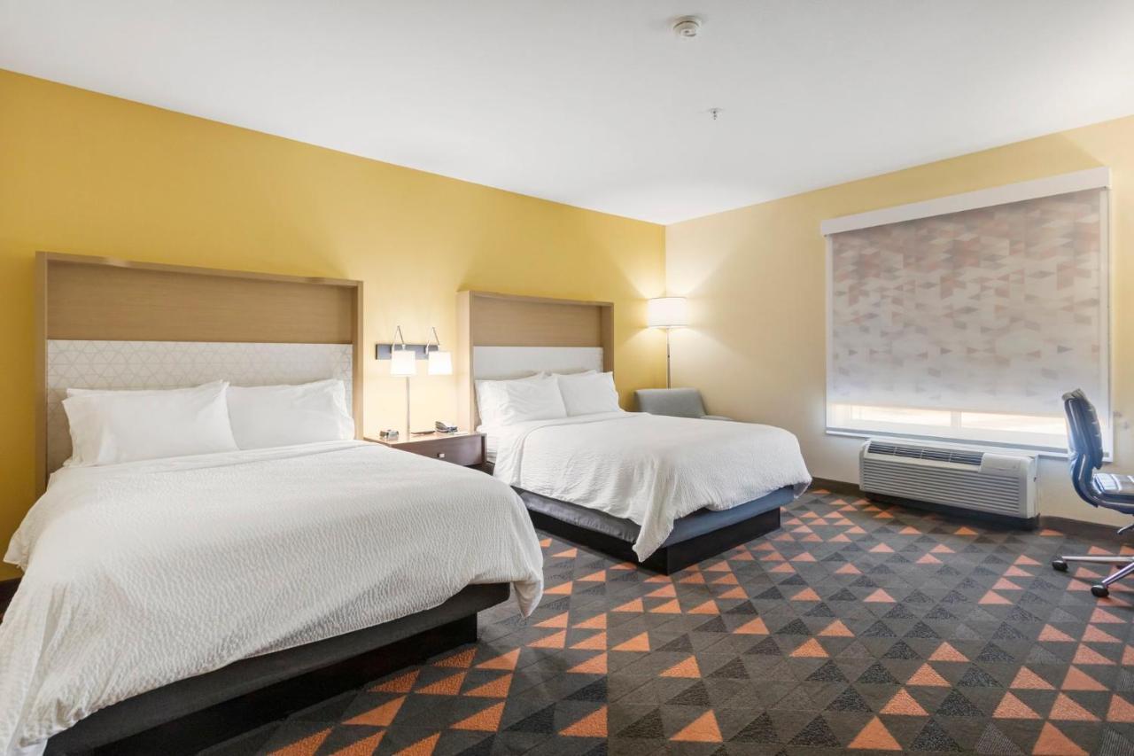 Holiday Inn Hotel & Suites Waco Northwest By Ihg Bellmead Екстер'єр фото